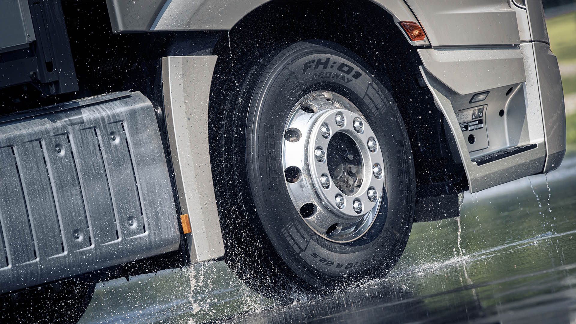 تایر اتوبوسی و کامیونی​